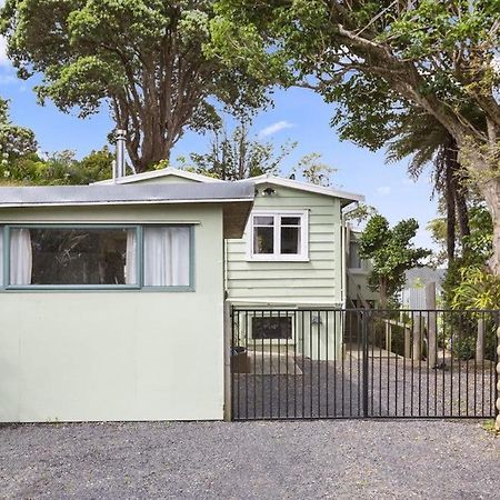 Cox Bay Cottage Raglan Eksteriør billede