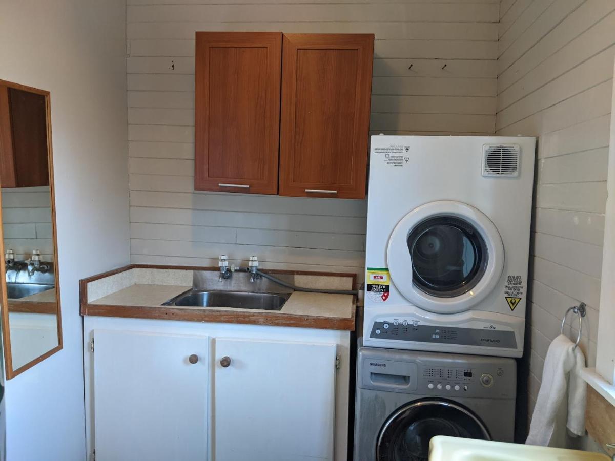 Cox Bay Cottage Raglan Eksteriør billede